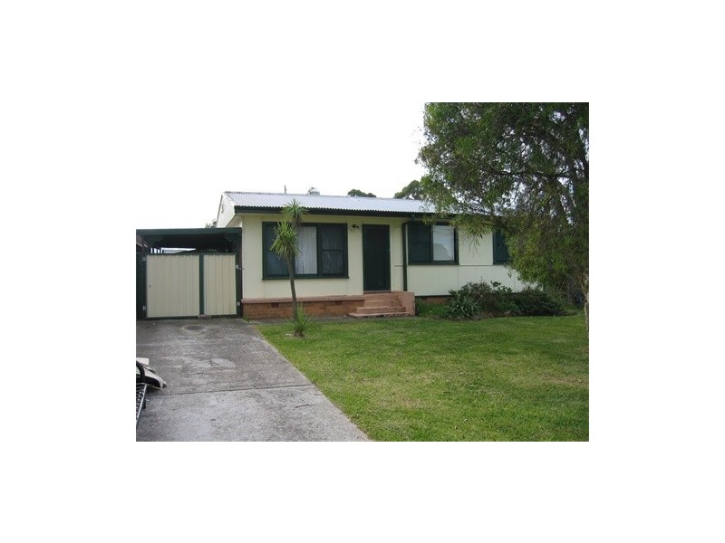 17 HELENA AVENUE, Emerton NSW 2770