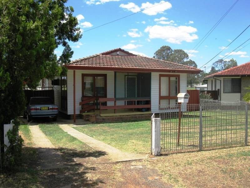 37 Siemens Crescent, Emerton NSW 2770