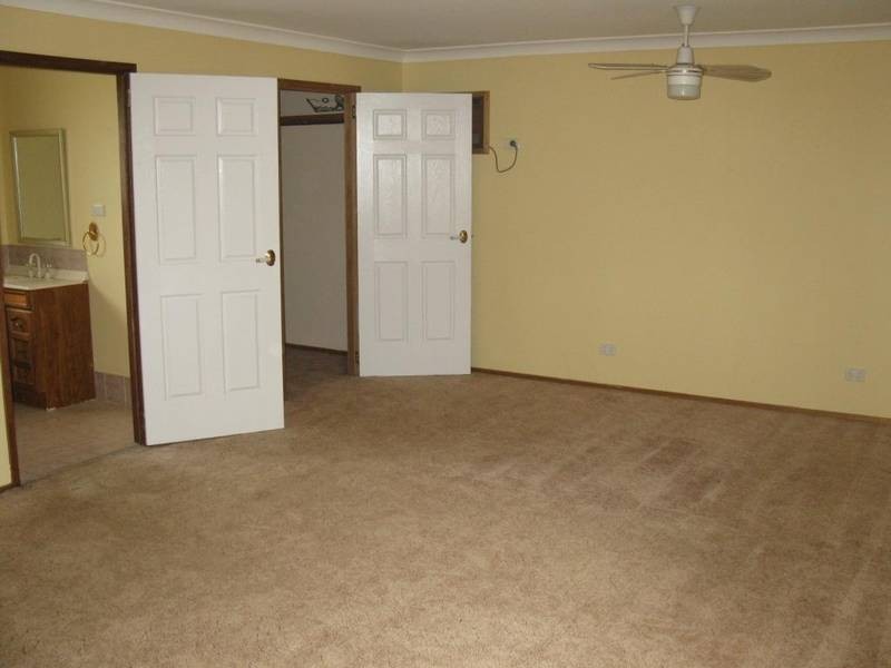 3 Taree Place, Dharruk NSW 2770