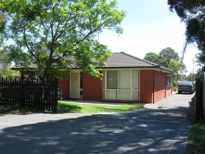 37A Adelaide Street, Oxley Park NSW 2760