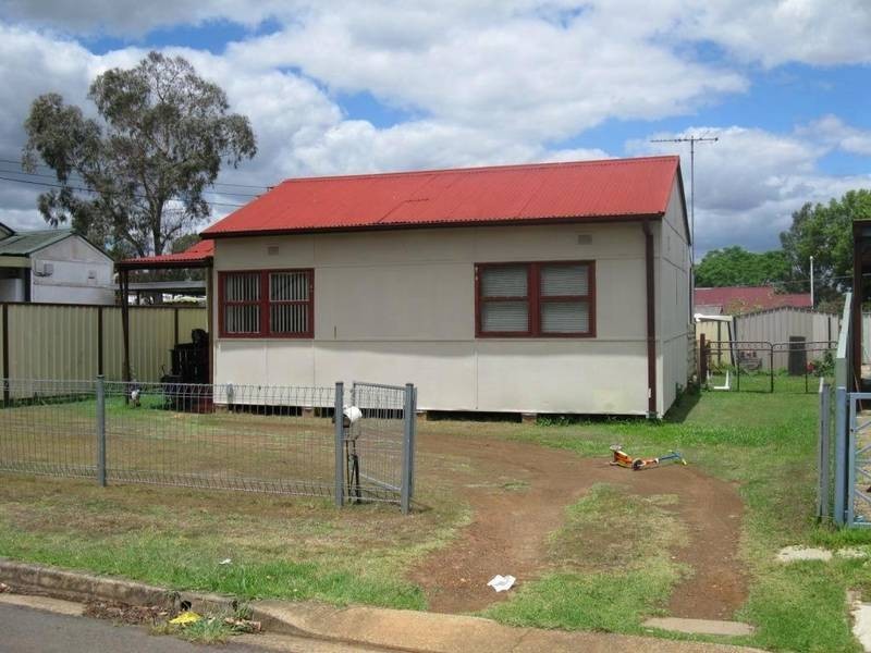 19 Benalong Street, St Marys NSW 2760