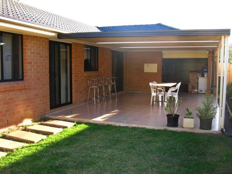 4 Bataan Place, Lethbridge Park NSW 2770