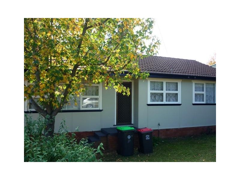 32 MARANIE AVENUE, St Marys NSW 2760