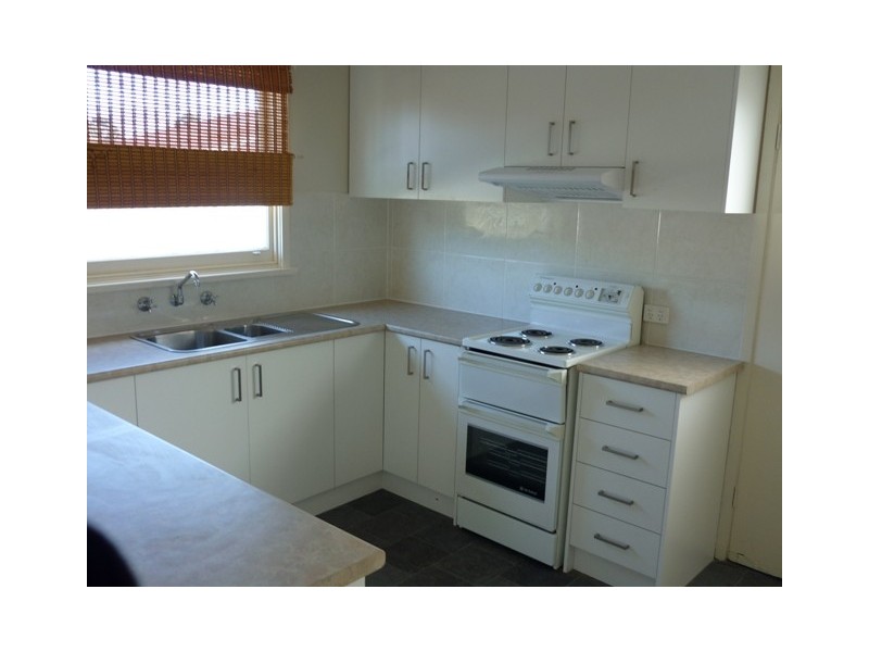 32 MARANIE AVENUE, St Marys NSW 2760