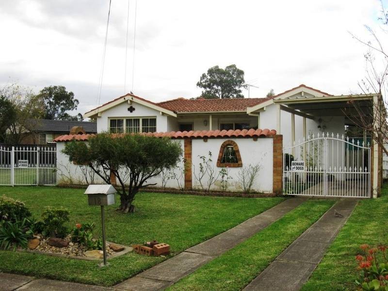 18 Caramar Street, Dharruk NSW 2770