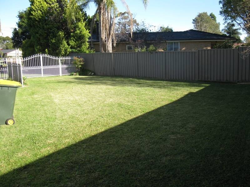 18 Caramar Street, Dharruk NSW 2770