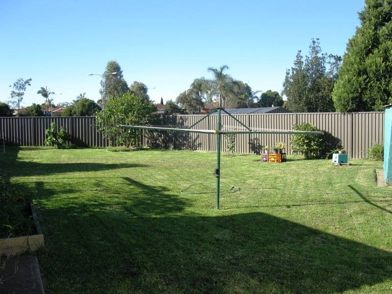 18 Caramar Street, Dharruk NSW 2770