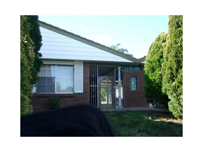 7 BREN CLOSE, St Clair NSW 2759