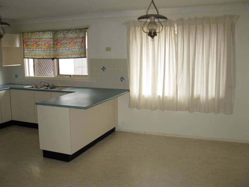 26 Pangari Crescent, Dharruk NSW 2770