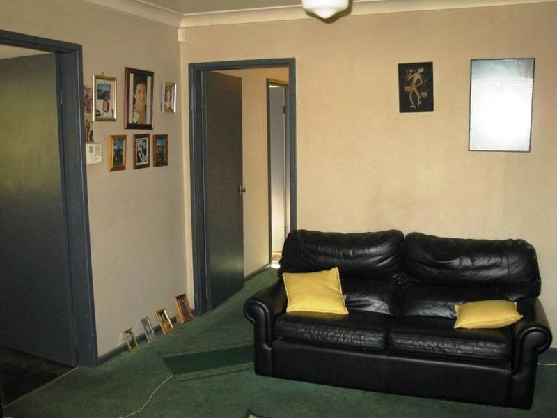 10 Basingstoke Place, Hebersham NSW 2770