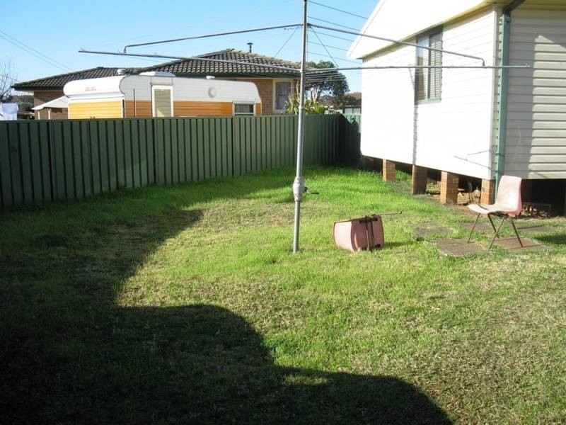 10 Basingstoke Place, Hebersham NSW 2770