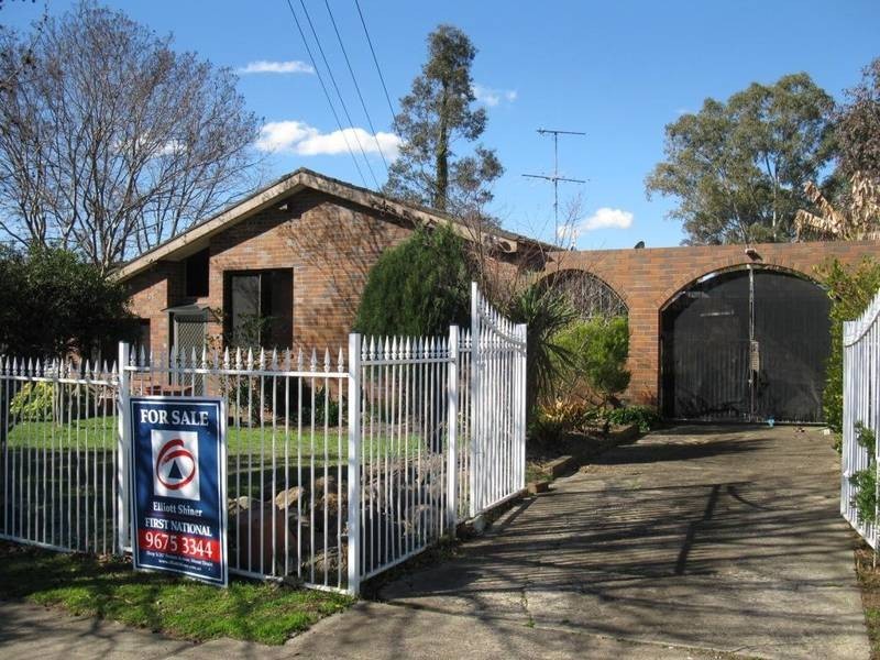 135 Carlisle Avenue, Hebersham NSW 2770