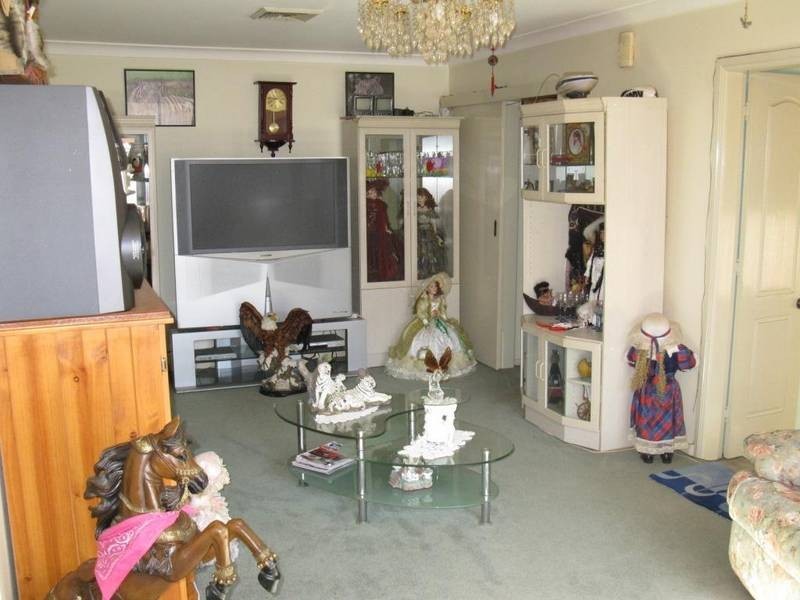 135 Carlisle Avenue, Hebersham NSW 2770