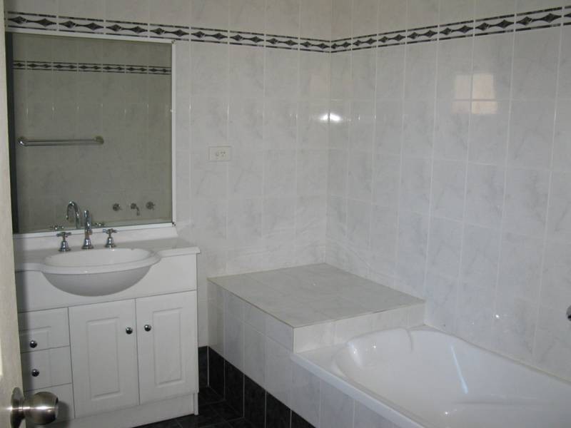 18 Burford Street, Colyton NSW 2760