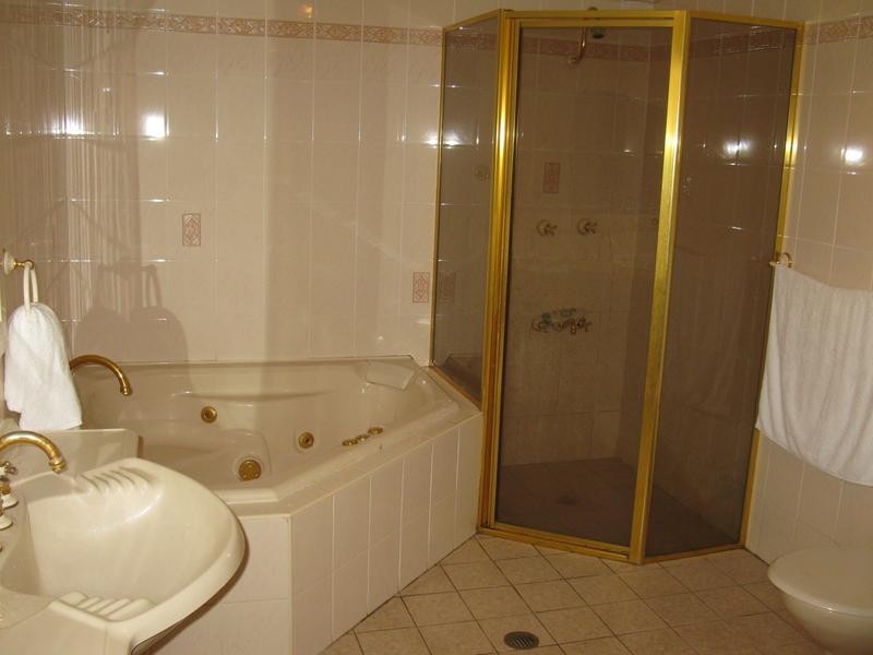 24 Willyama Street, Dharruk NSW 2770