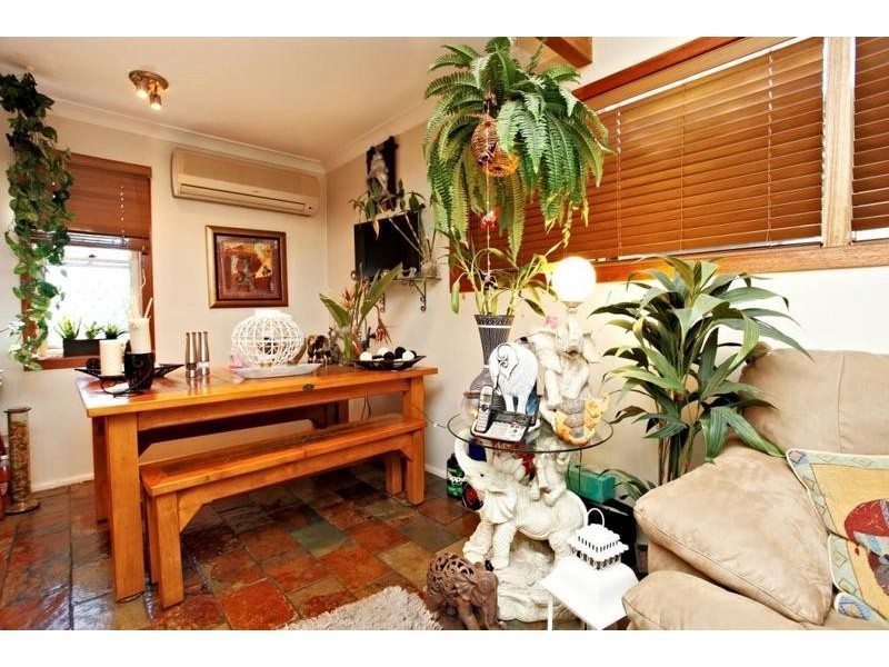 32 Finisterre Ave, Whalan NSW 2770