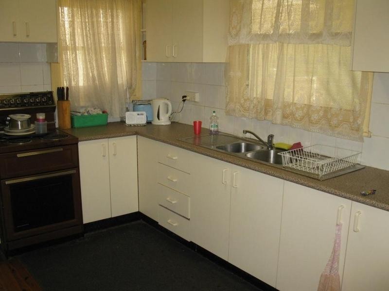 20 Leonard Street, Colyton NSW 2760