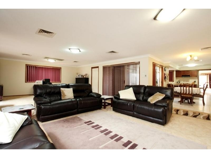 5 Dacey Place, Blacktown NSW 2148