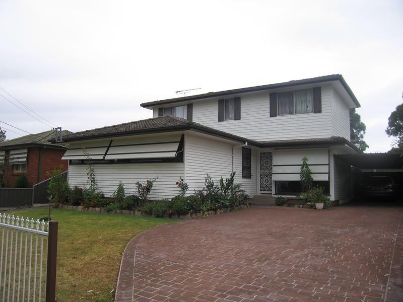 9 Sunda Avenue, Whalan NSW 2770