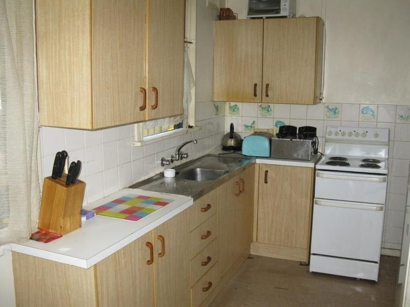 6 Awatea Place, Lethbridge Park NSW 2770