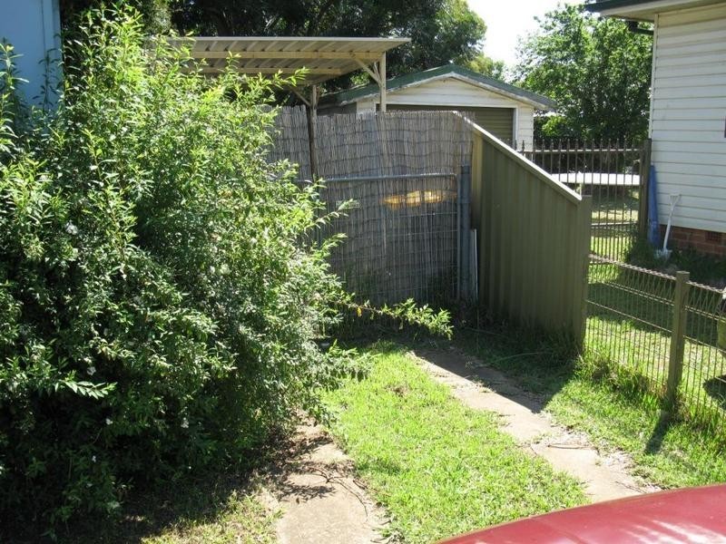 6 Awatea Place, Lethbridge Park NSW 2770