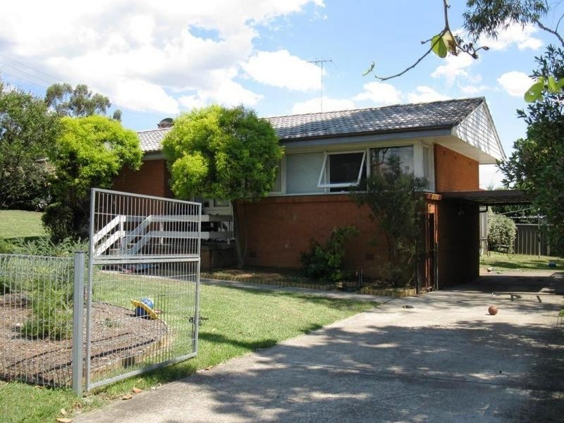 1 Manifold Road, Blackett NSW 2770