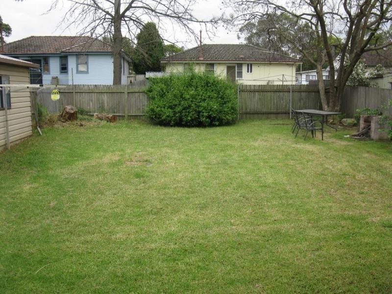 22 Feramin Avenue, Whalan NSW 2770