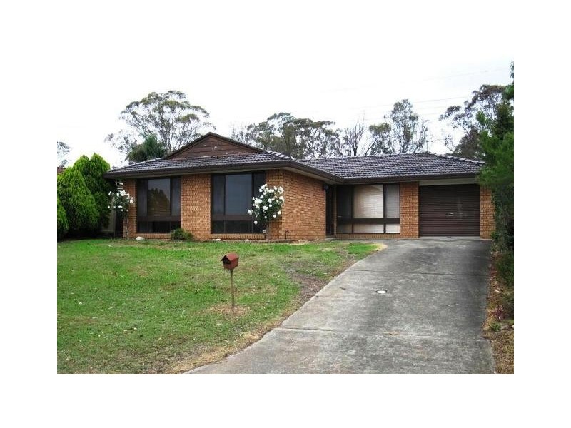 16 VERRILLS GROVE, Oakhurst NSW 2761