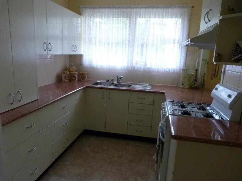 9 Saidor Rd, Whalan NSW 2770