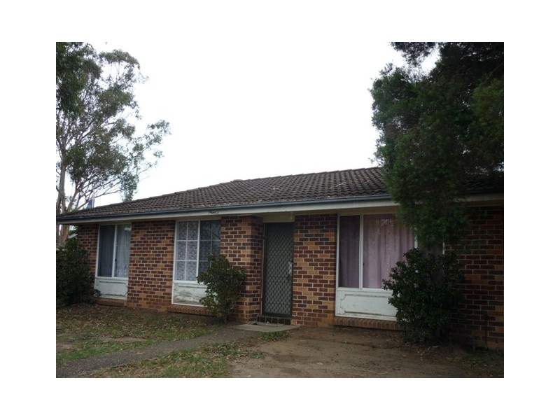 8/4 WOODVALE CLOSE, Plumpton NSW 2761