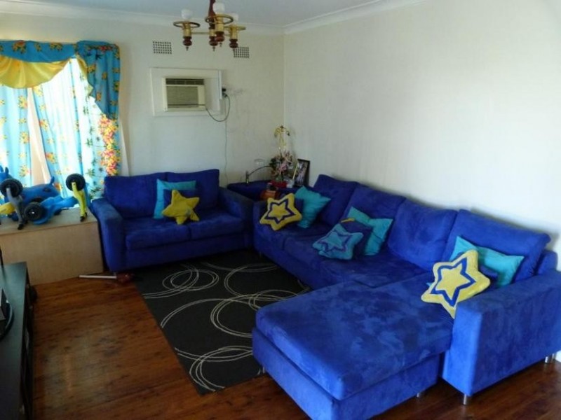 37 Siemens Crescent, Emerton NSW 2770