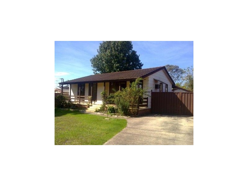 26 KARANGI ROAD, Whalan NSW 2770