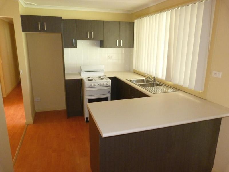 12 Grose Avenue, North St Marys NSW 2760