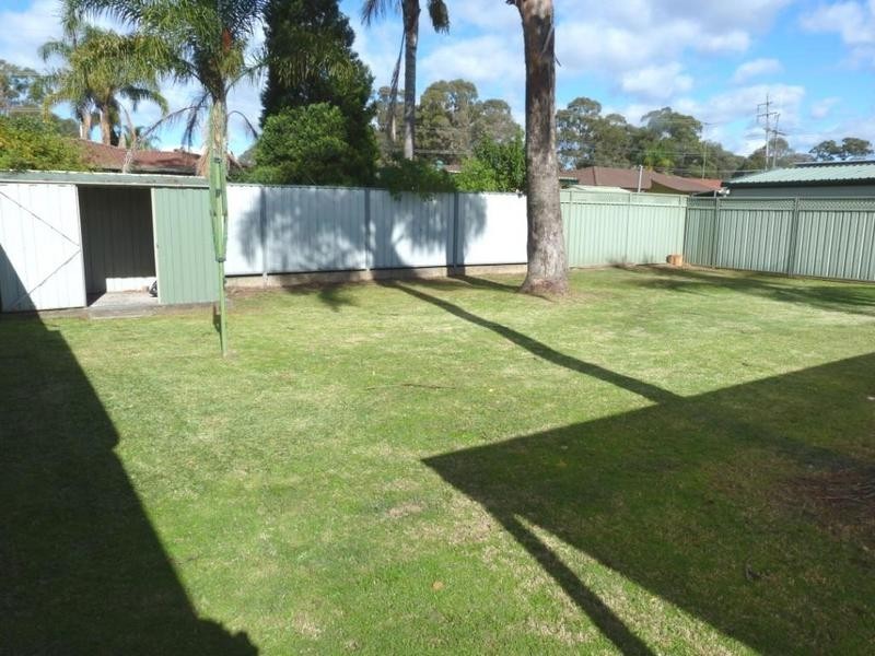 12 Grose Avenue, North St Marys NSW 2760
