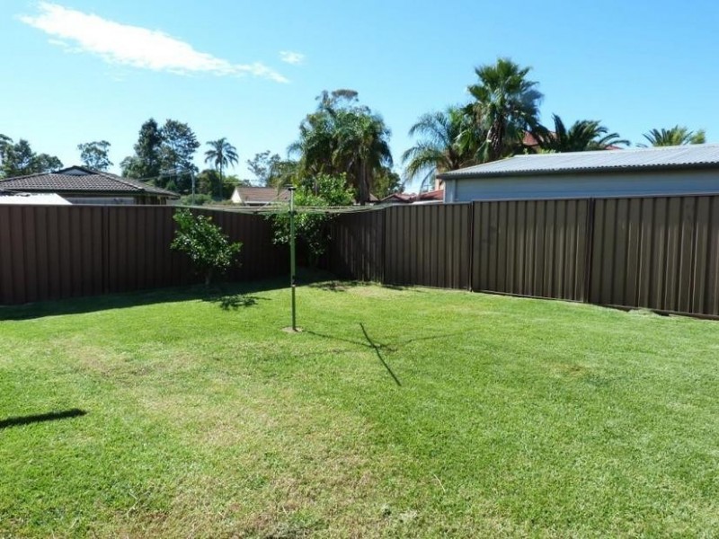 225 Woodstock Avenue, Dharruk NSW 2770