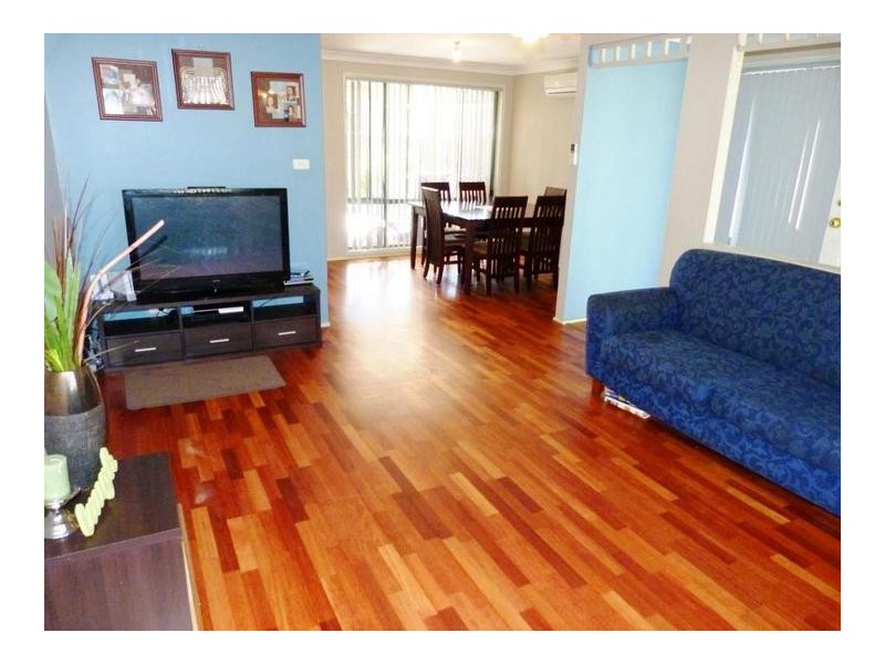 11 Hague Place, Oakhurst NSW 2761