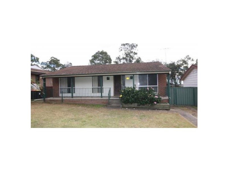 19 PERIGEE CLOSE, Doonside NSW 2767