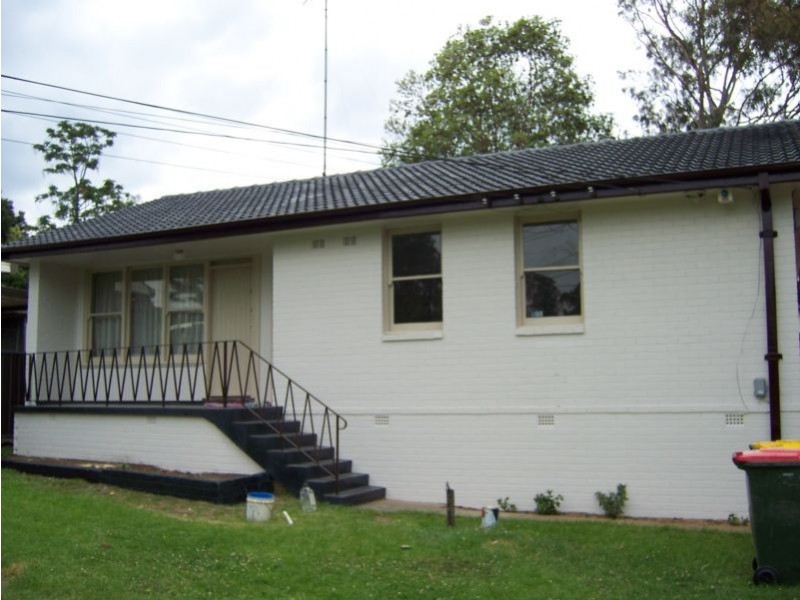 12 KISTA DAN AVENUE, Tregear NSW 2770