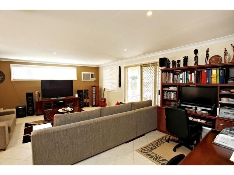 22 Hennesy Cres, Shalvey NSW 2770