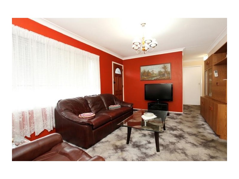 19 Salamaua Road, Whalan NSW 2770