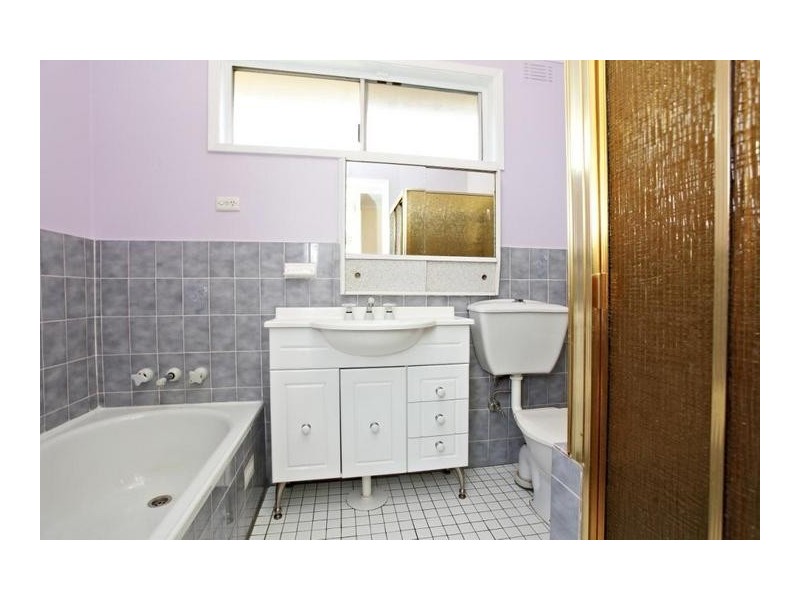 19 Salamaua Road, Whalan NSW 2770