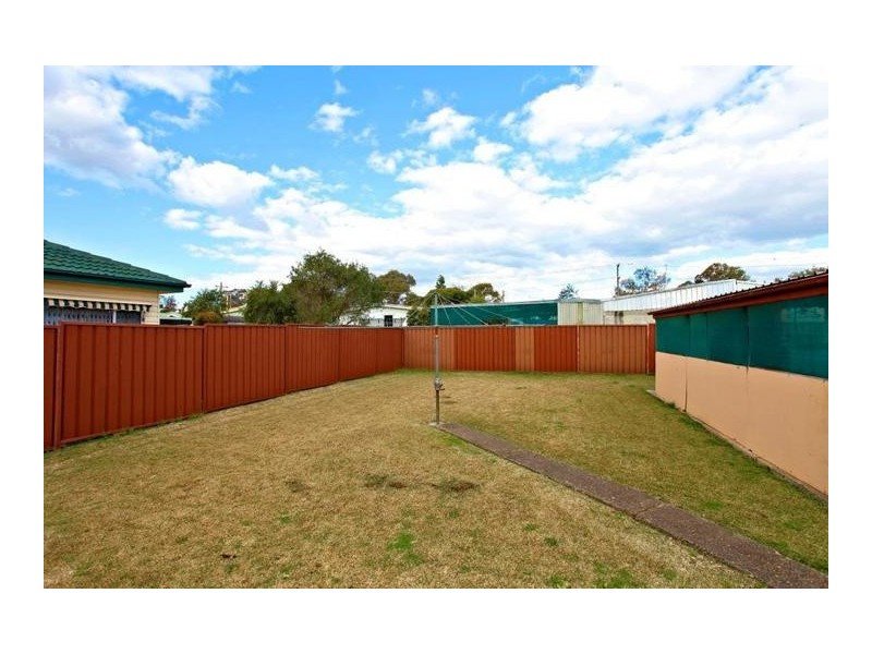 19 Salamaua Road, Whalan NSW 2770