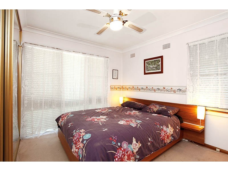 23 Mangariva Avenue, Lethbridge Park NSW 2770