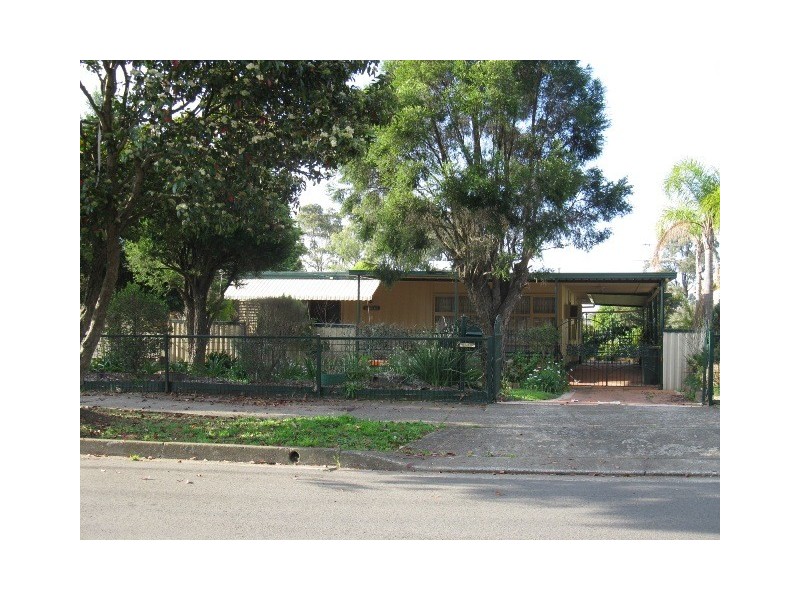 5 HANDLE AVENUE, Emerton NSW 2770