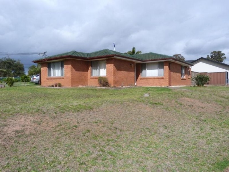 3 Darly Pl, Dharruk NSW 2770
