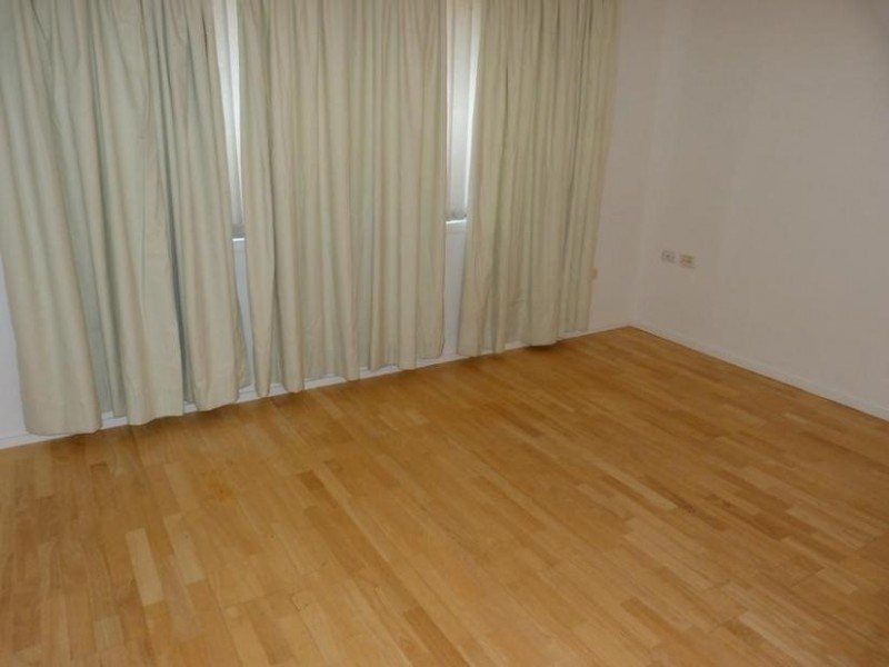 3 Darly Pl, Dharruk NSW 2770