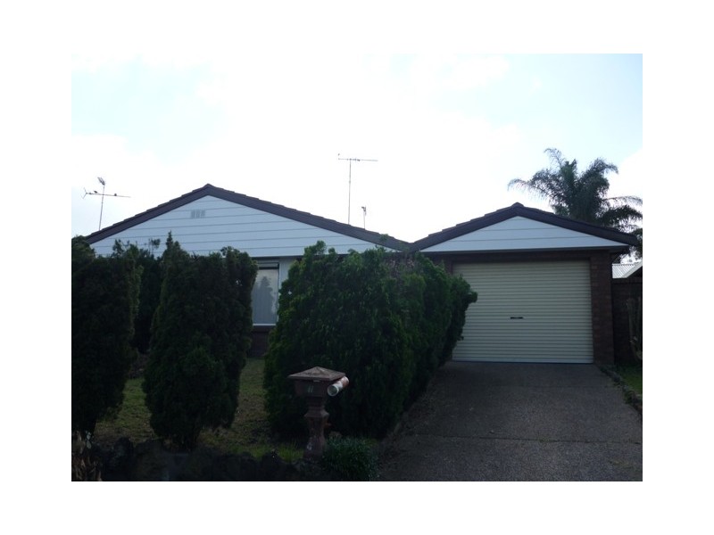 7 BREN CLOSE, St Clair NSW 2759