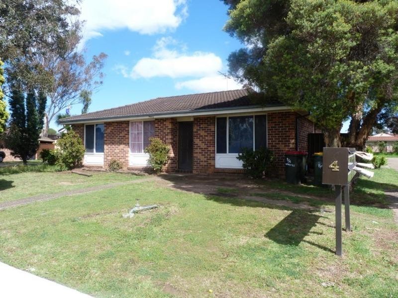 8/4 Woodvale Close, Plumpton NSW 2761