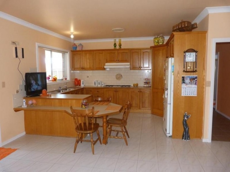 42 Thalia Street, Hassall Grove NSW 2761