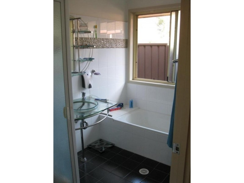 37A Adelaide Street, Oxley Park NSW 2760